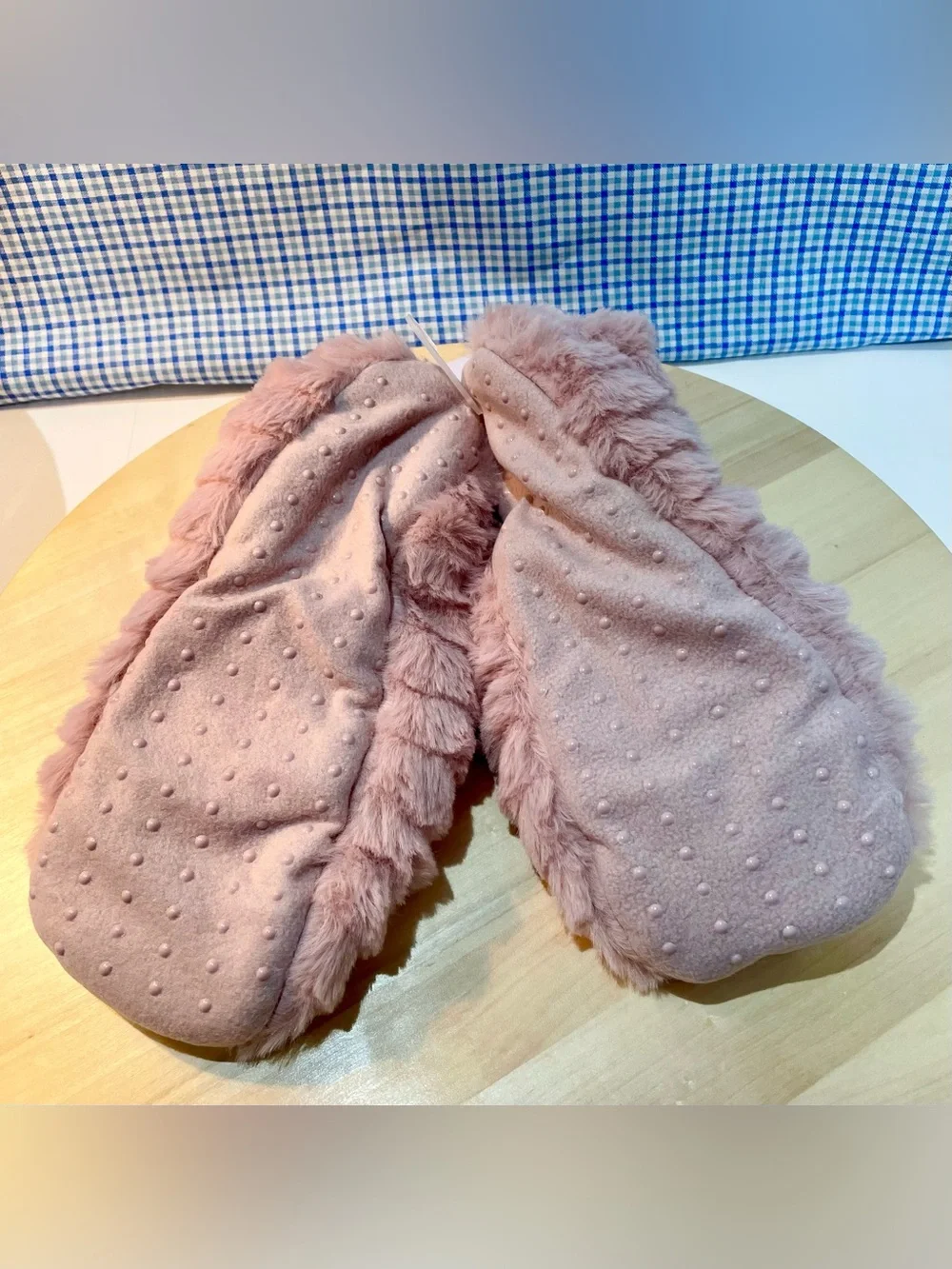 Auden Faux Fur Slipper Socks – Light Pink – M/L 8-10 – NWT
